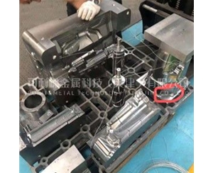 重力铸造模具